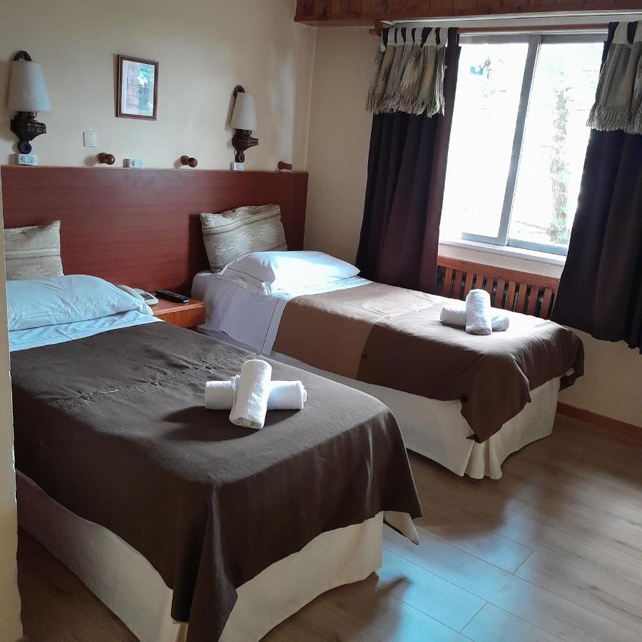 Hosteria Nuevo Pinar San Carlos de Bariloche Esterno foto
