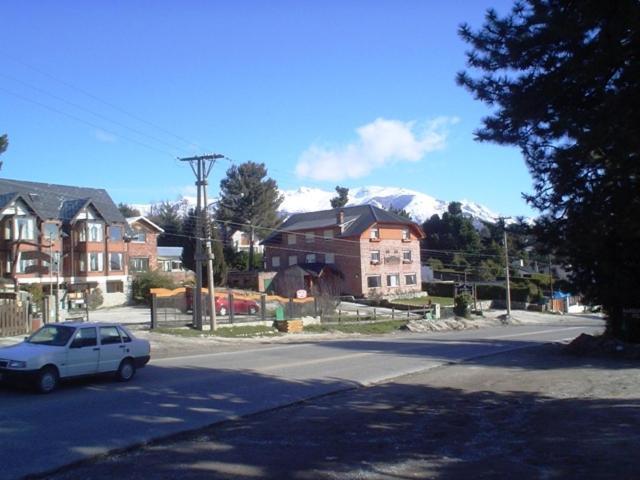 Hosteria Nuevo Pinar San Carlos de Bariloche Esterno foto